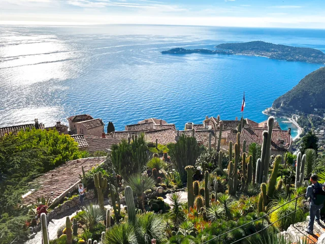 Eze Blick Exotischer Garten Cote D'Azur Frankreich Tourismus Soumayaboussadoun2.jpg 1200px