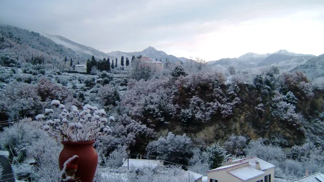 20101214 Seconda vista della Torre di Bendejun