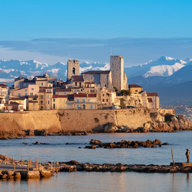Rempart Montagnes Municipio di Antibes J F Diaz
