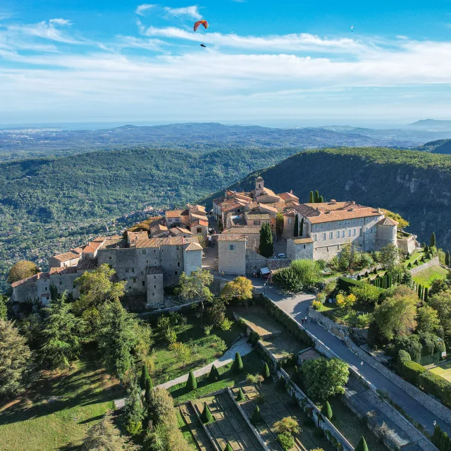 Gourdon, village perché et écrin de verdure sur la Côte d’Azur