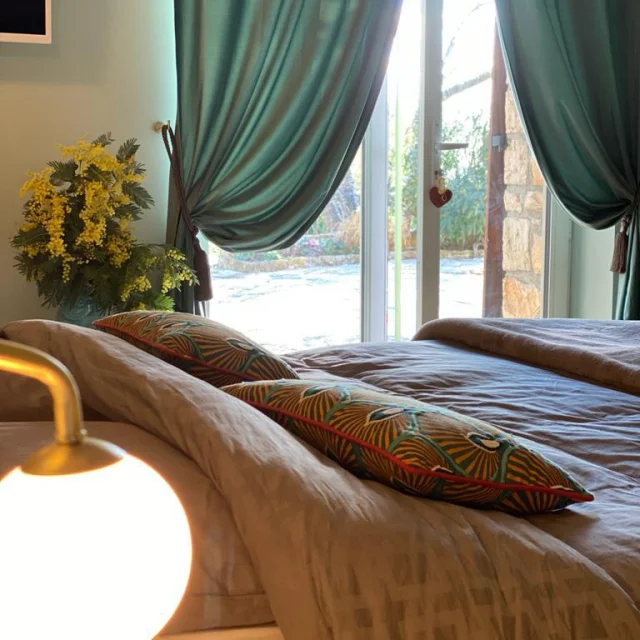 Chambre d’hôtes chaleureuse avec vue sur jardin en Côte d’Azur