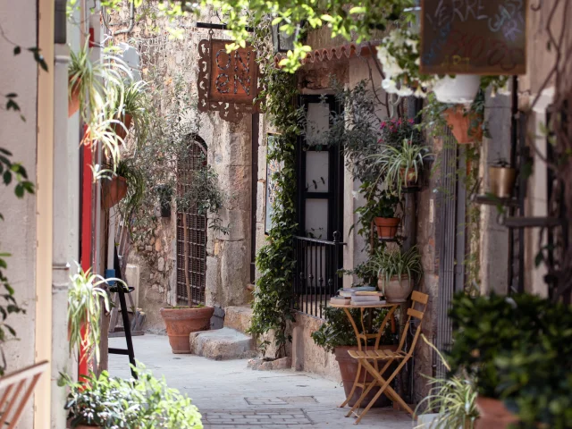 Village Rue Des Orfevres Village @jeremy Guido Mouginstourisme