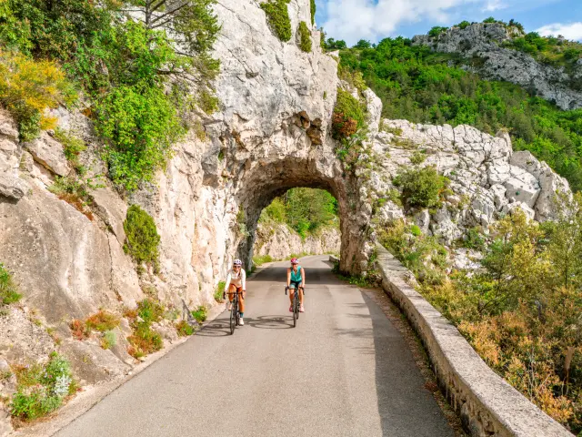 Velo Sur Route Du Pays Des Paillons Cote D Azur France Tourisme Isabelle Fabre