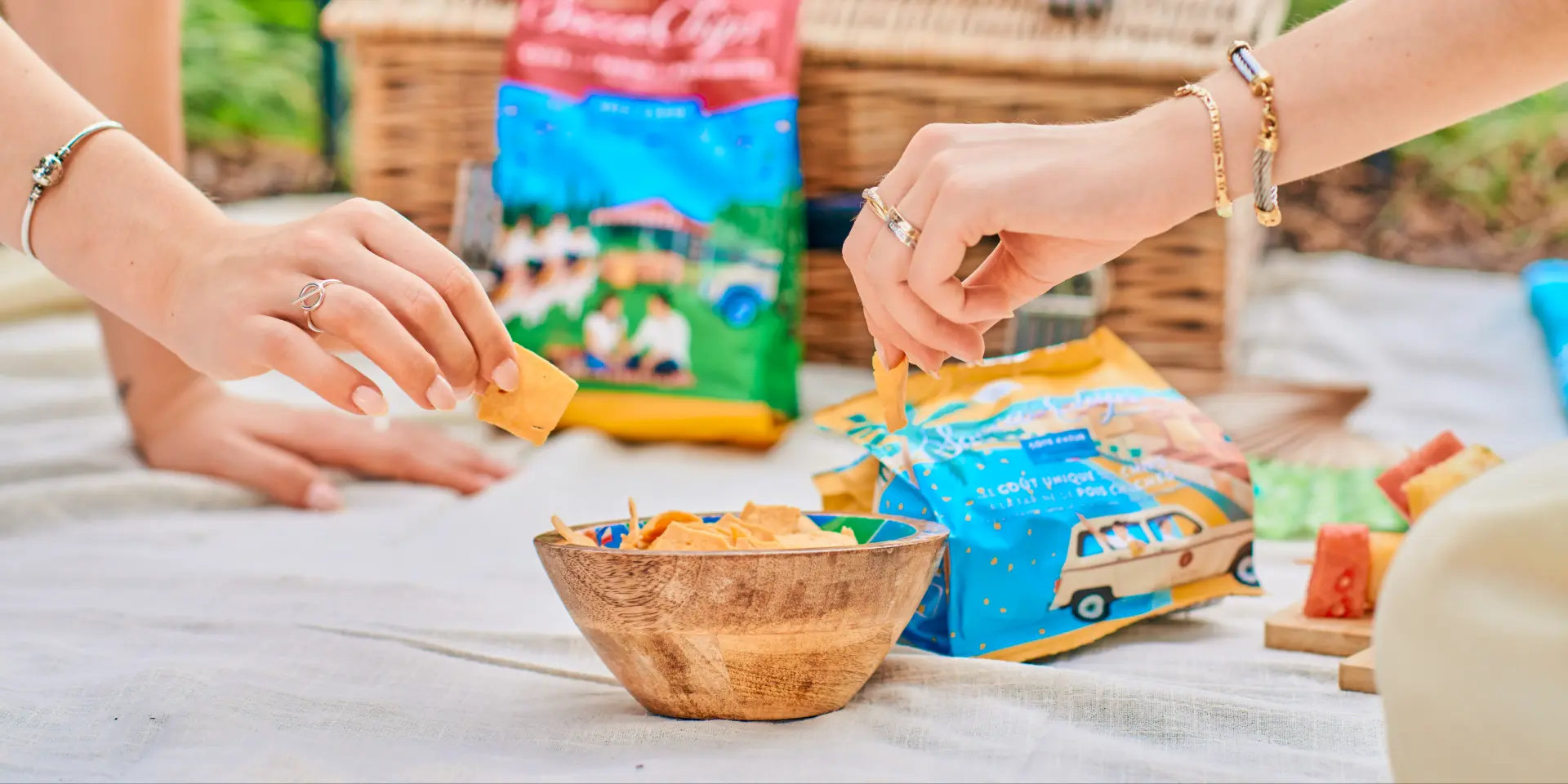 Lifestyle Socca Chips cote Dazur France Tourise Yann Savalle