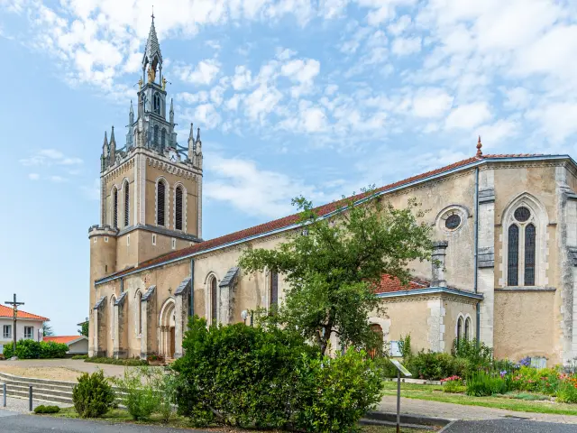 Pause au coeur de Lit-et-Mixe, entre la piste cyclable du Vignac et celle du Cap de l'Homy