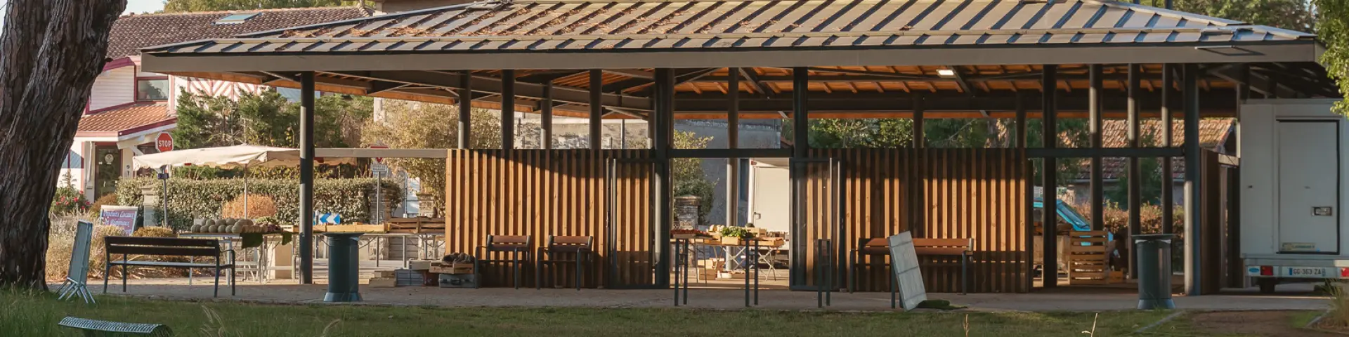 La halle de St Julien-en-born | Côte Landes Nature