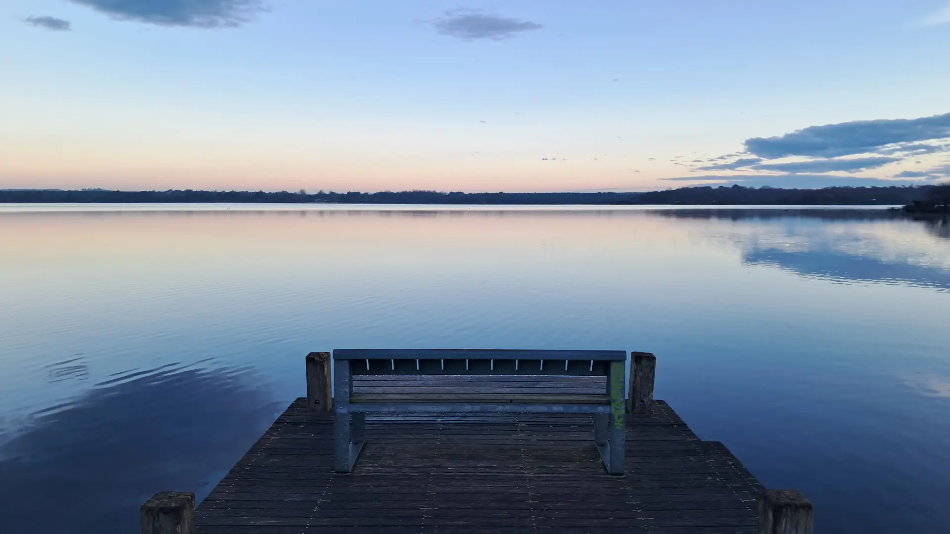 Ponton au Lac de Léon