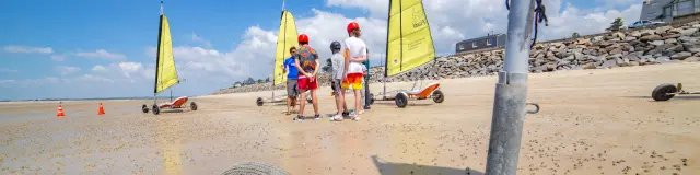 Char à voile à Hauteville sur Mer