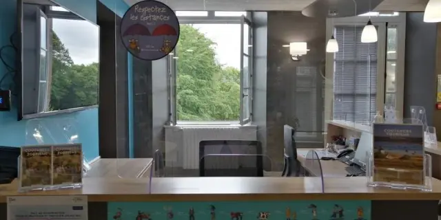 Banque d'accueil de l'office de tourisme de Coutances