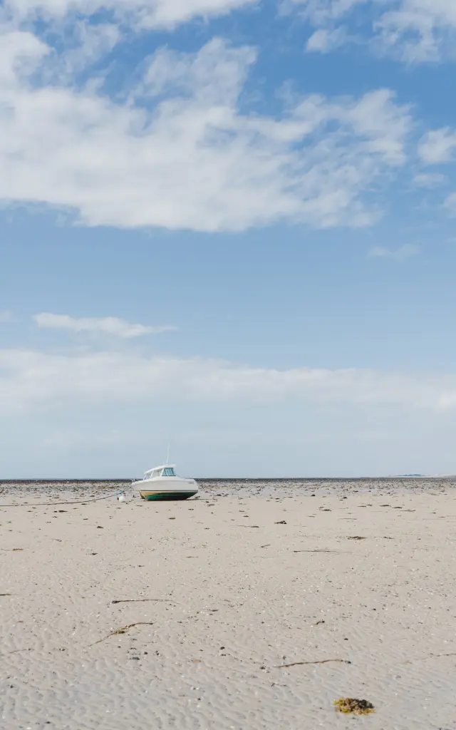 Bateau échoué à la pointe d'Agon