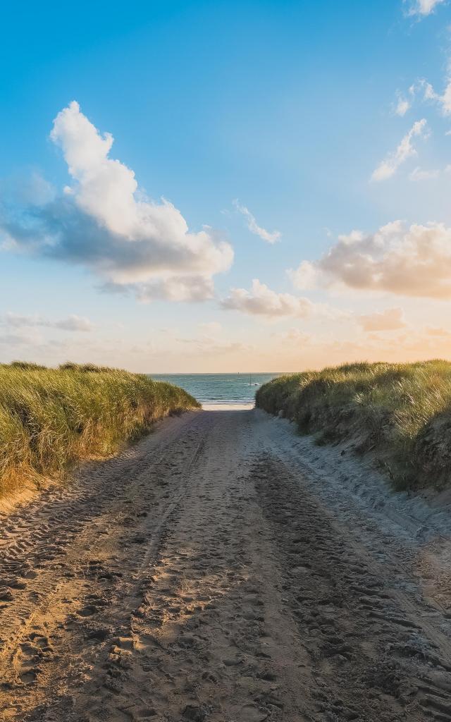Plage De La Pointe D'agon