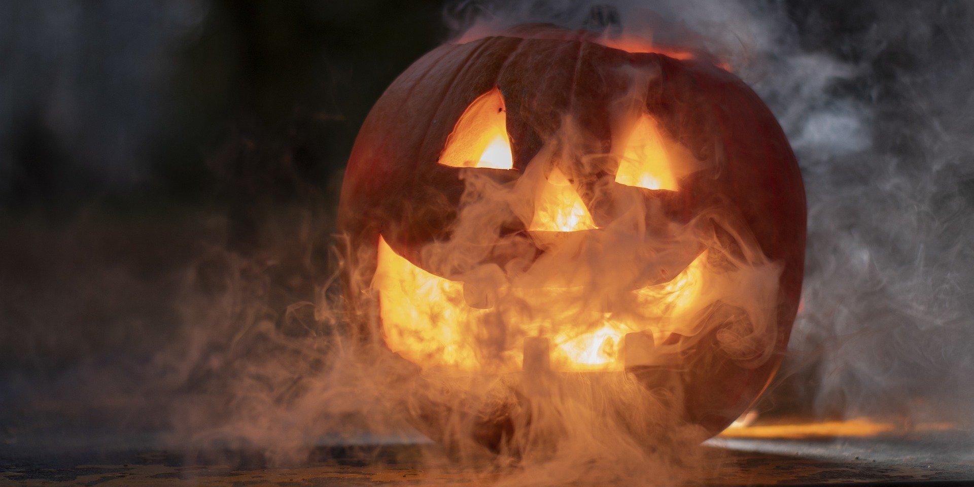 Evenement Du Mois Doctobre Comme Halloween En Anglais Nos idées famille du mois d'Octobre | Coutances Tourisme : Organisez vos  vacances dans la Manche