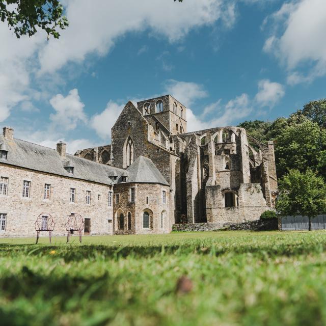 Abbaye de Hambye dans le bocage
