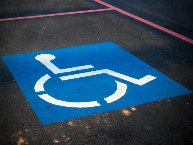 Tourisme et handicap accueil PMR à Coutances mer et bocage