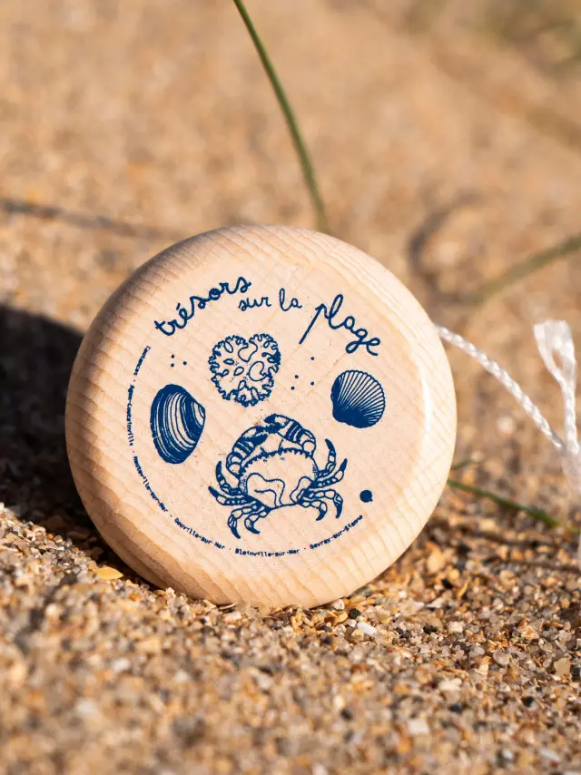 Yoyo de la boutique de souvenirs de Coutances Tourisme