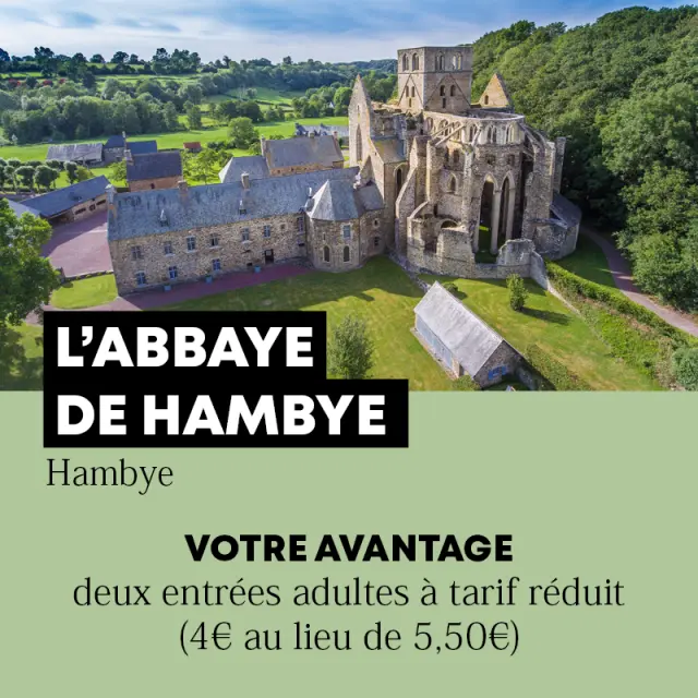 Vue aérienne de l'abbaye de Hambye