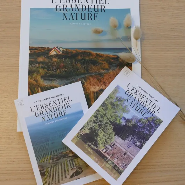 Brochures touristique de Coutances Tourisme