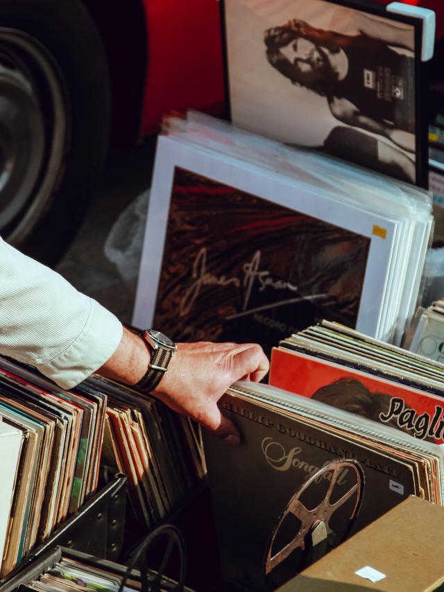 Brocantes Et Vides Greniers à Coutances Mer Et Bocage