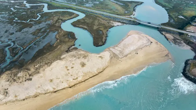 Vue aérienne du havre de Blainville sur Mer