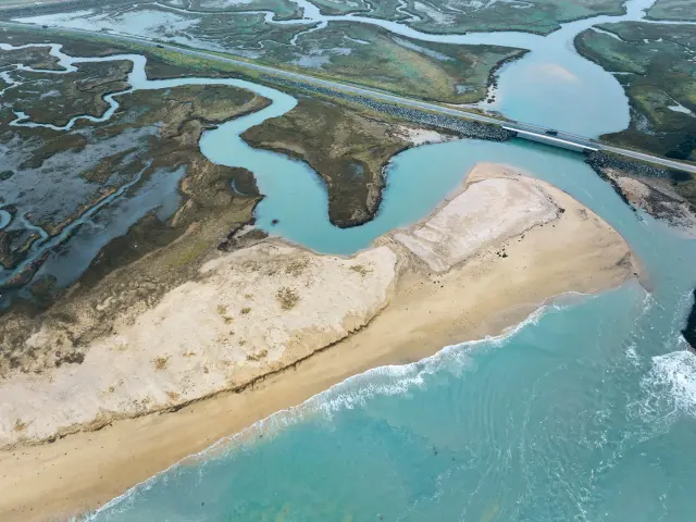Vue aérienne du havre de Blainville sur Mer