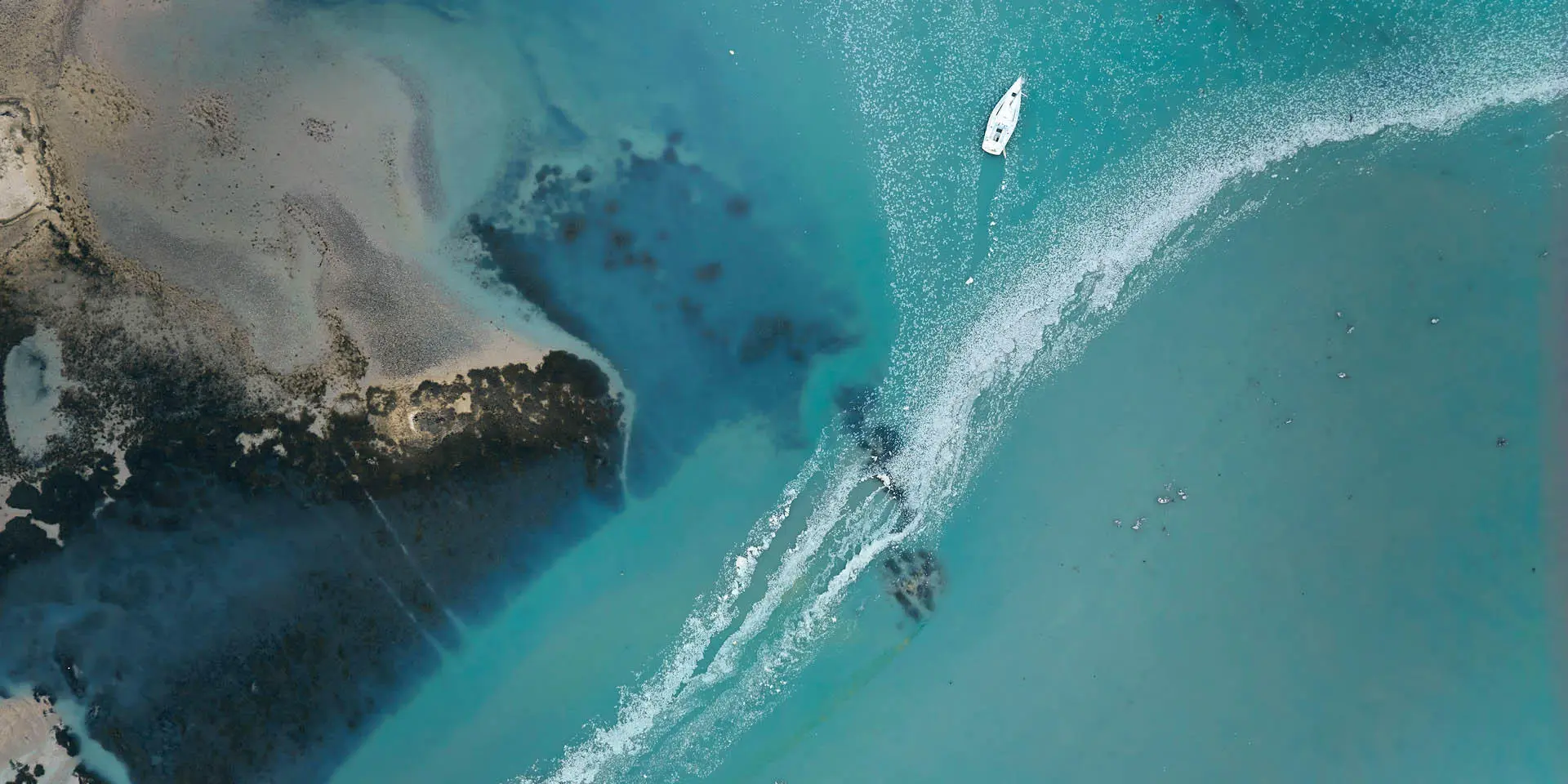 Vue du ciel bateau dans le havre