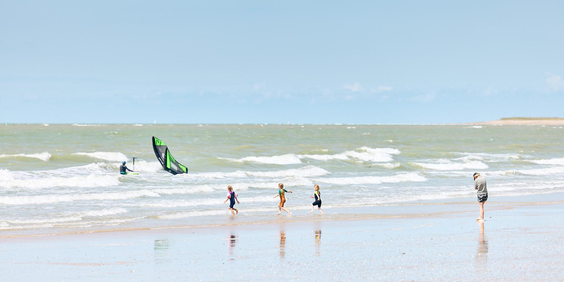 Plage De Hauteville Sur Mer
