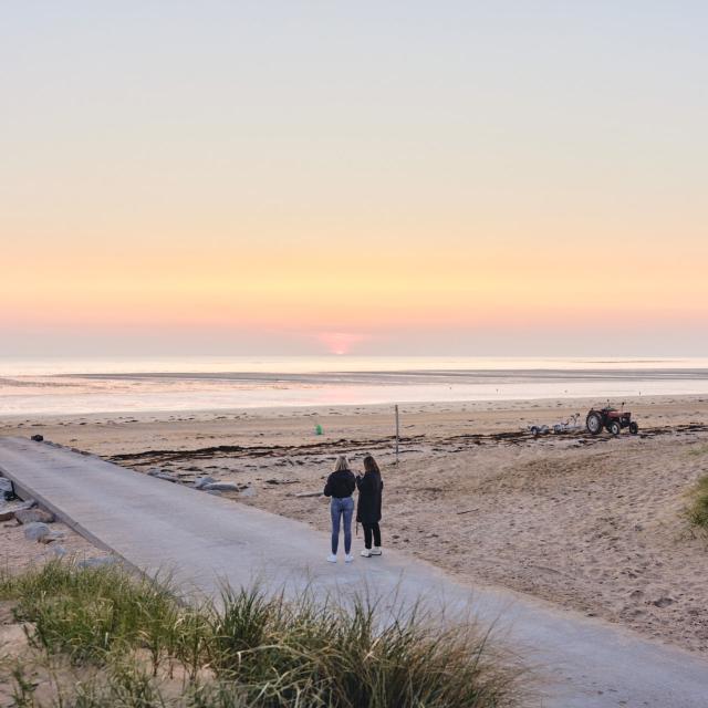 Plage De Lingreville