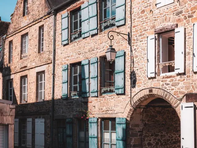 Rue Quesnel Morinière de Coutances