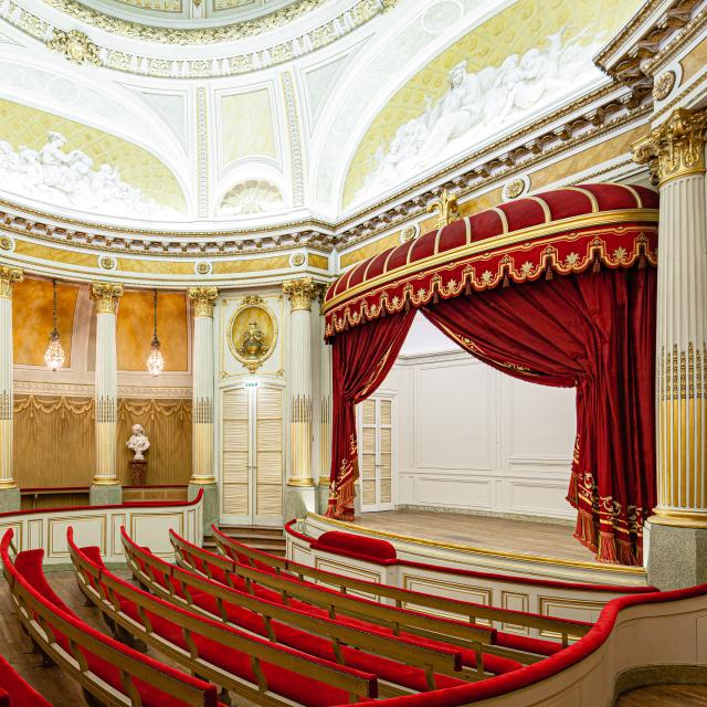 Le Petit Théâtre du château de la Verrerie, vue générale, Le Creusot.