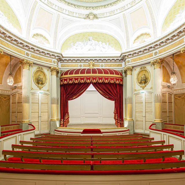 Le Petit Théâtre du château de la Verrerie, vue générale, Le Creusot.