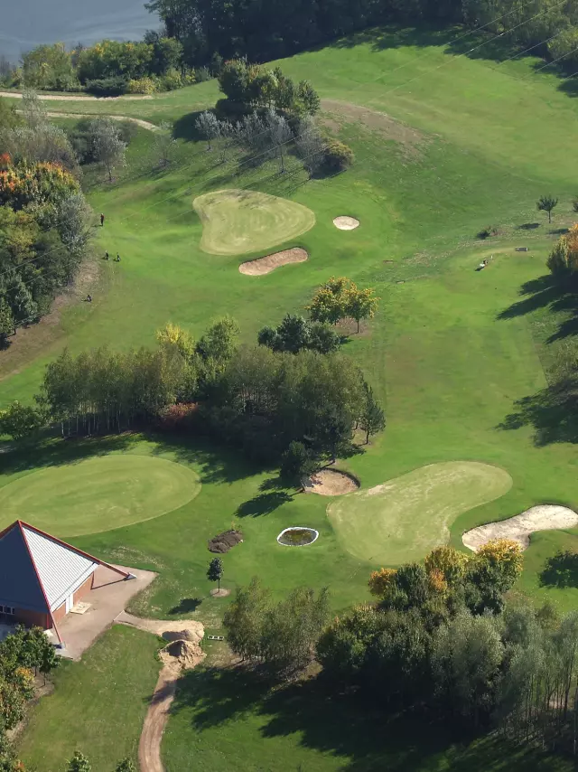 Golf Municipal Montceau Les Mines