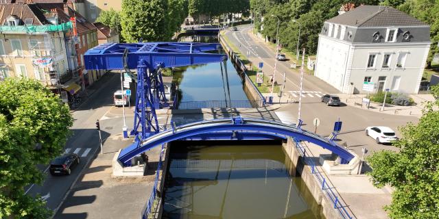 The canal and lift bridge, Montceau-les-Mines.