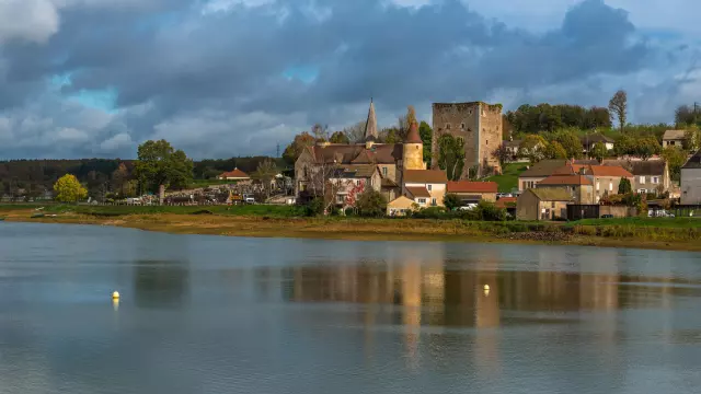 View of the village of Saint-Sernin-du-Bois