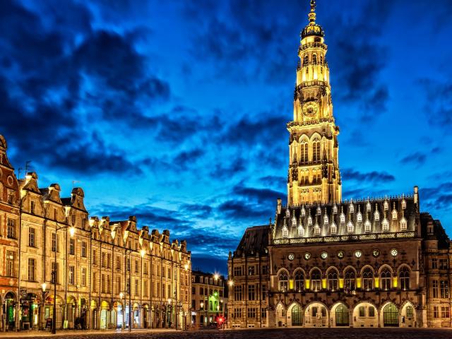 Arras _ Le Beffroi © Office de Tourisme Arras Pays d'Artois - Ama66