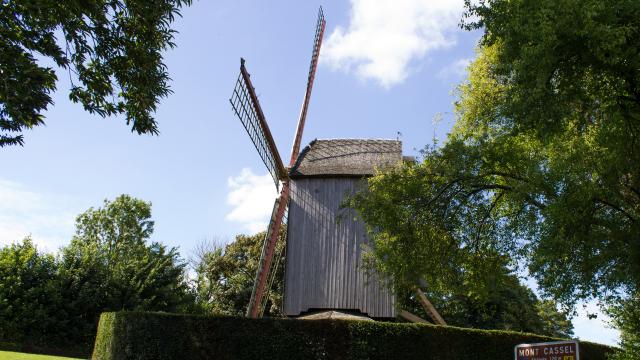 Noord-Frankrijk_Cassel_Jardin du moulin du Marechal Foch ©Destination Coeur de Flandre