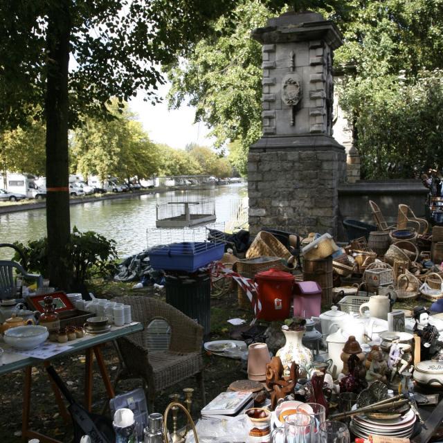 Northern France _ Lille _ flea market © Maxime Dufour - Office de Tourisme de Lille