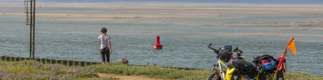 Vacanciers au cap Hornu près de Saint-Valery-sur-Somme -  - Saison : été - Lieu : Cap Hornu, Saint-Valery-sur-Somme, Baie de Somme, Somme, Picardie, Hauts-de-France, France.