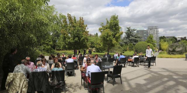 Lille Terrasses Au Jardin Des Géants Office De Tourisme De Lille;maxime Dufour Photographies