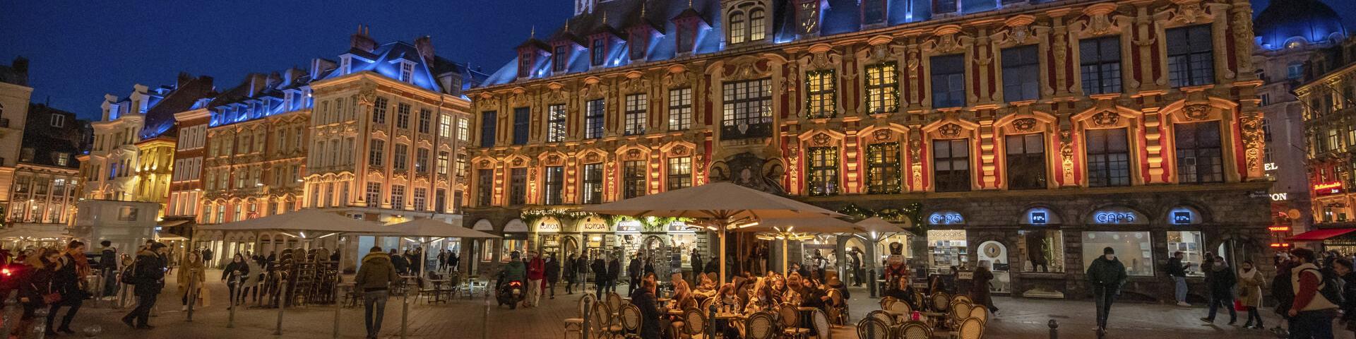 Lille Terrasses Illuminées De La Grand Place Crt Hauts De France Nicolas Bryant