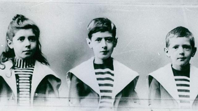 Xavier, Marie, Agnes, Charles, Jacques Et Pierre De Gaulle