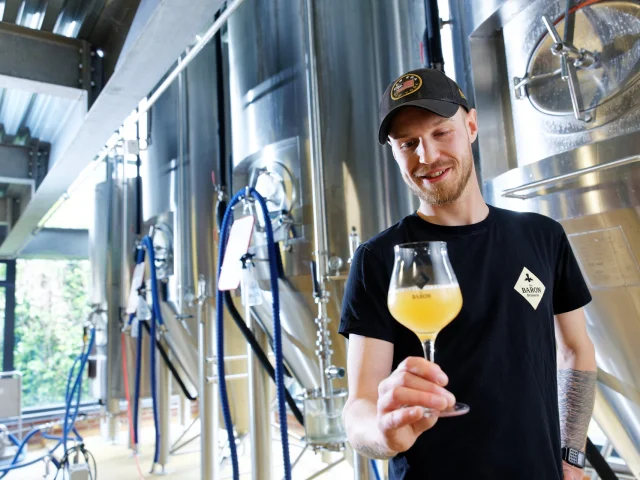 (usage limité à la Route de la Bière) Brasserie Au Baron 1624256 Samuel Dhote