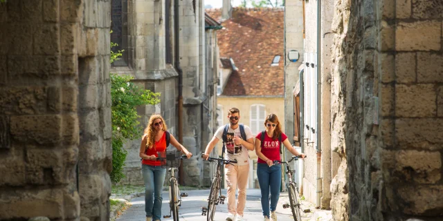 Cyclistes à Senlis - Teddy Hénin