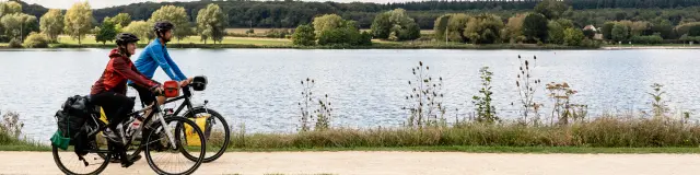 Dsc7591 Velo Couple Plan Deau Du Canada