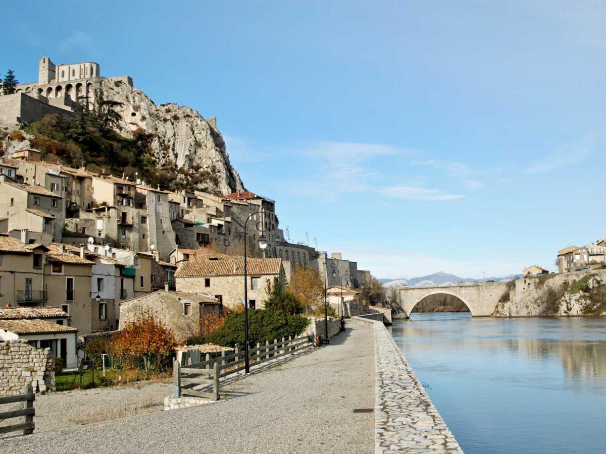 Top 10 Cities and Towns in ProvenceAlpesCôte d'Azur Tourism