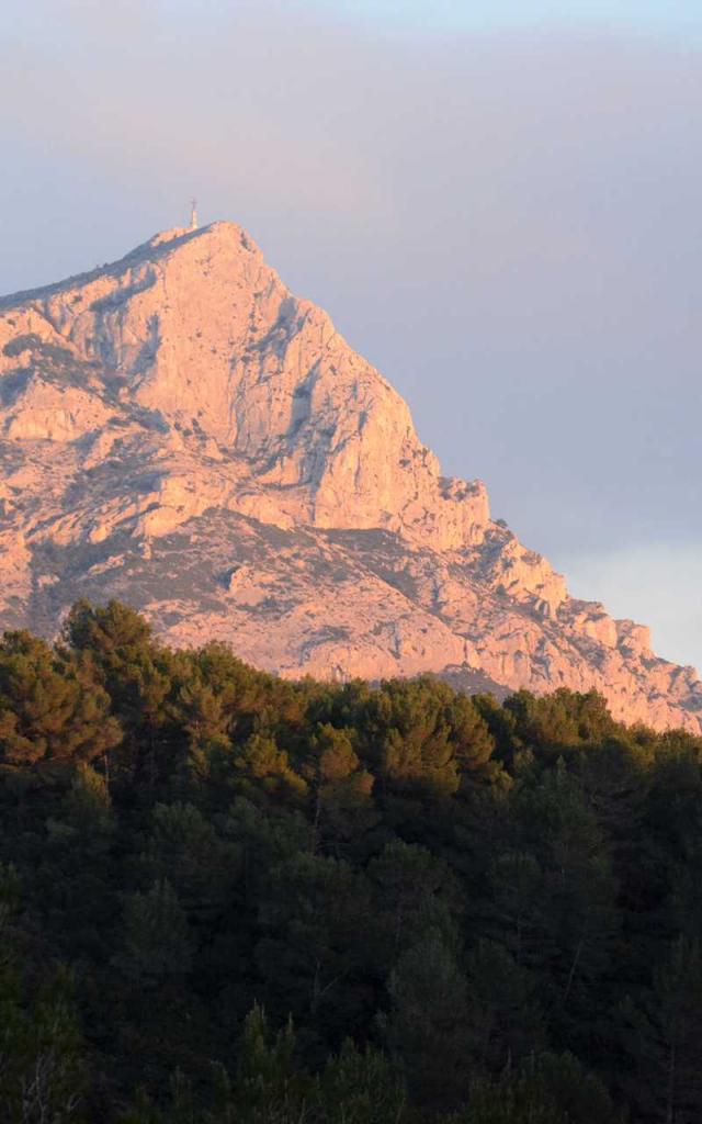 Grand Site Sainte Victoire Y Le Magadure 5 1