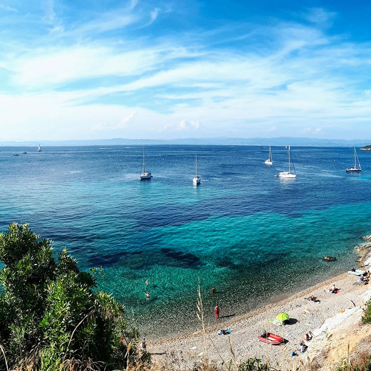 best-nudist-beaches-in-the-south-of-france-provence-alpes-c-te-d-azur