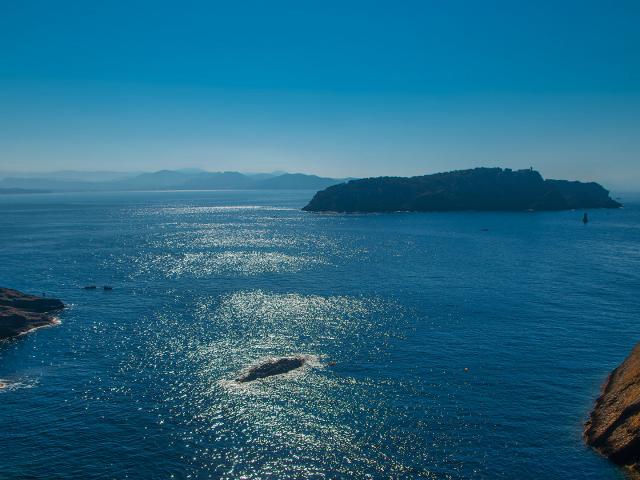 littoral-provence-coast-amouton.jpg