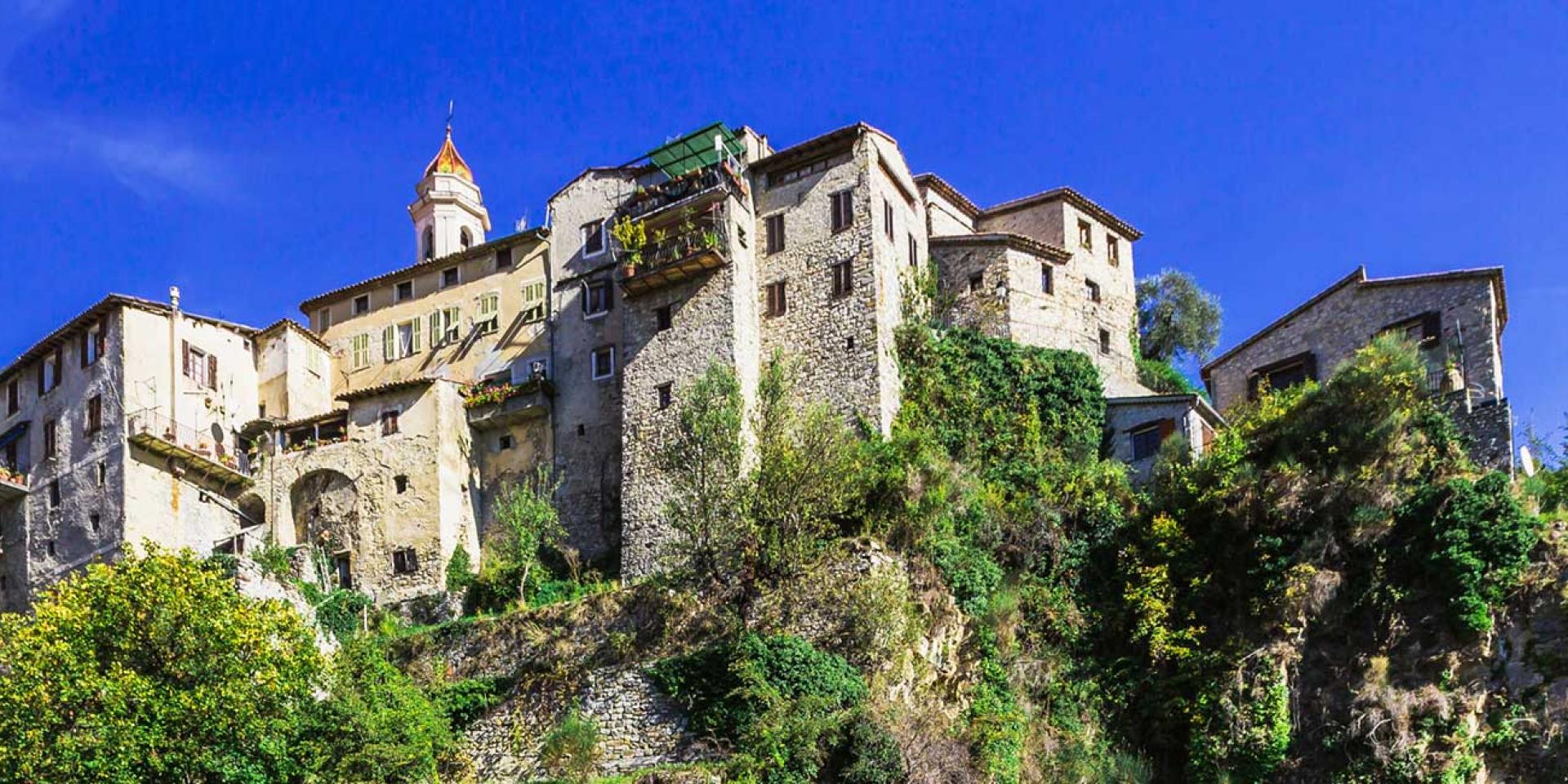 The most beautiful villages in ProvenceAlpesCôte d'Azur Tourism