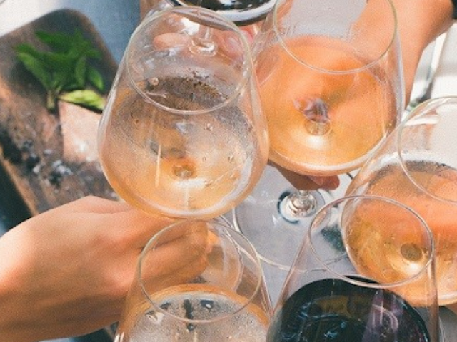 Beyondthewine Petit Format