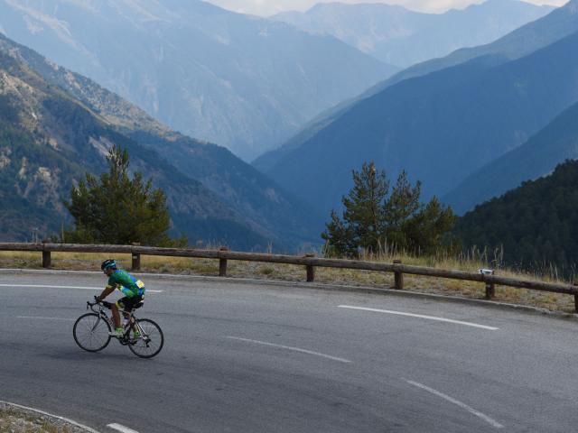 velo-saint-dalmas-alpes-mmolle-1-1.jpg